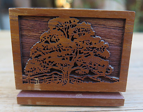 WOOD DESK BASE WITH LASER ENGRAVING OF A LIVE OAK TREE